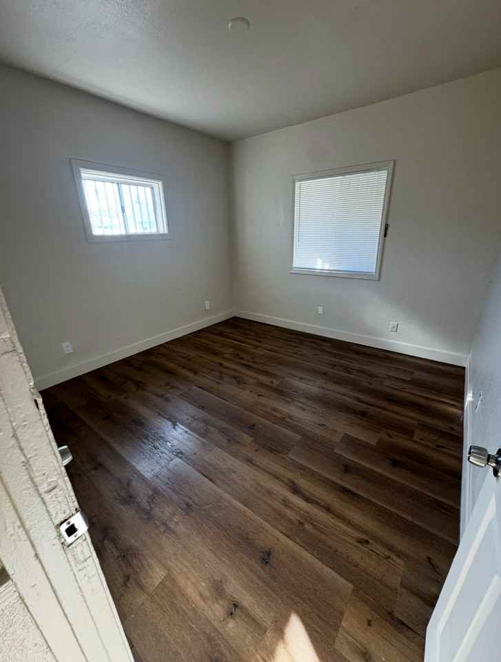 3813 7th Ave - Photo 4 of 10