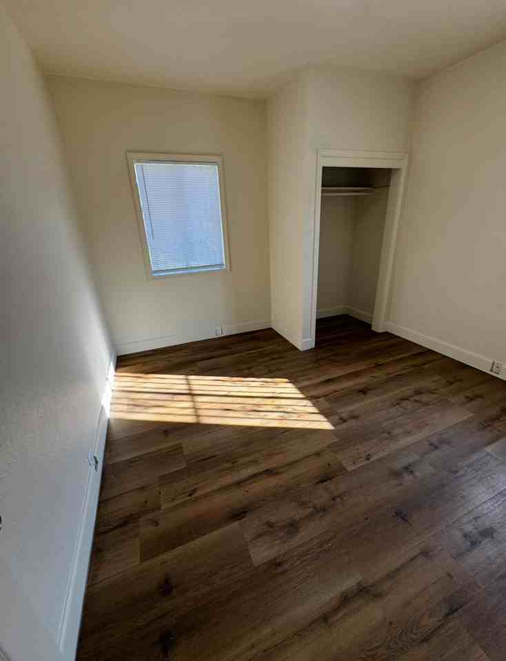 3813 7th Ave - Photo 5 of 10