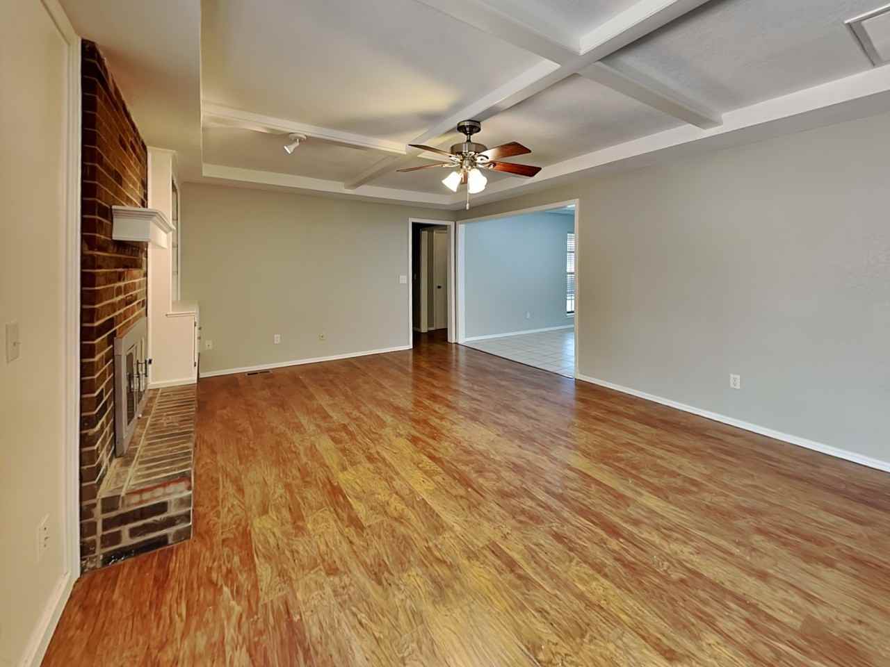 1817 Tim Dr - Photo 4 of 17