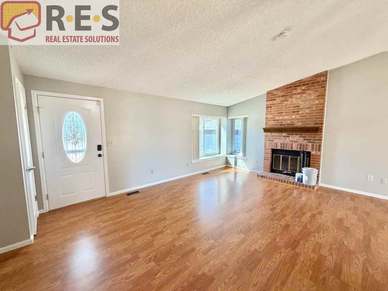 4210 S Cathay Way - Photo 3 of 16