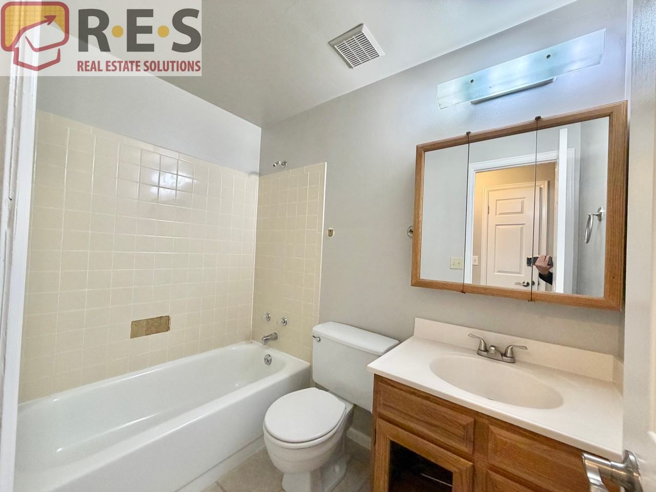 4210 S Cathay Way - Photo 6 of 16