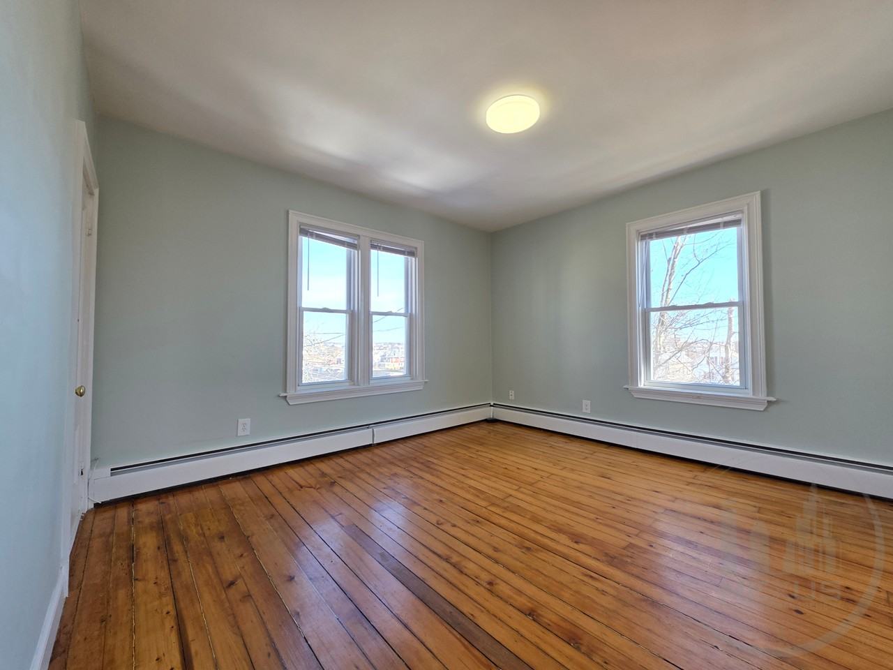 18 Highland St - Photo 3 of 17