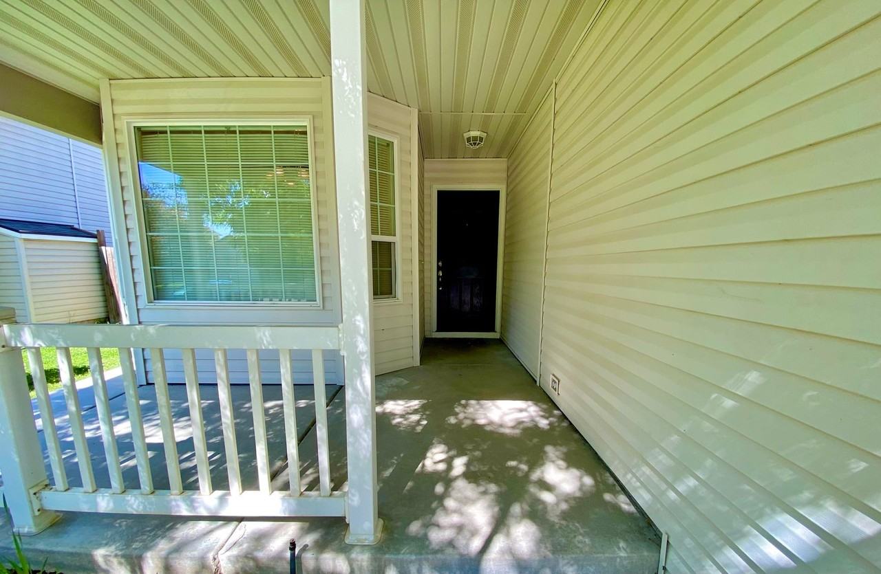 18413 Viceroy Pl - Photo 3 of 43