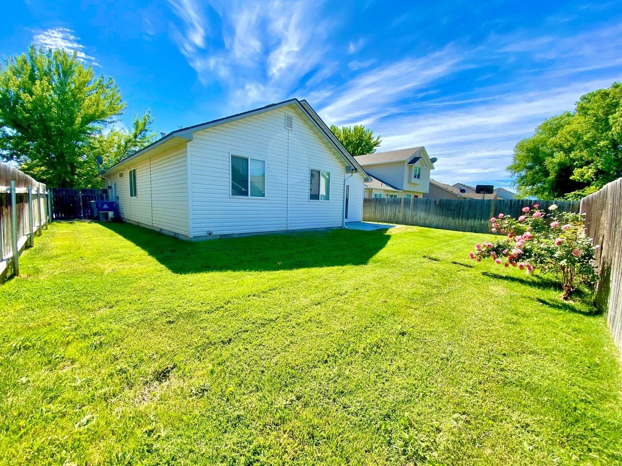 18413 Viceroy Pl - Photo 7 of 43