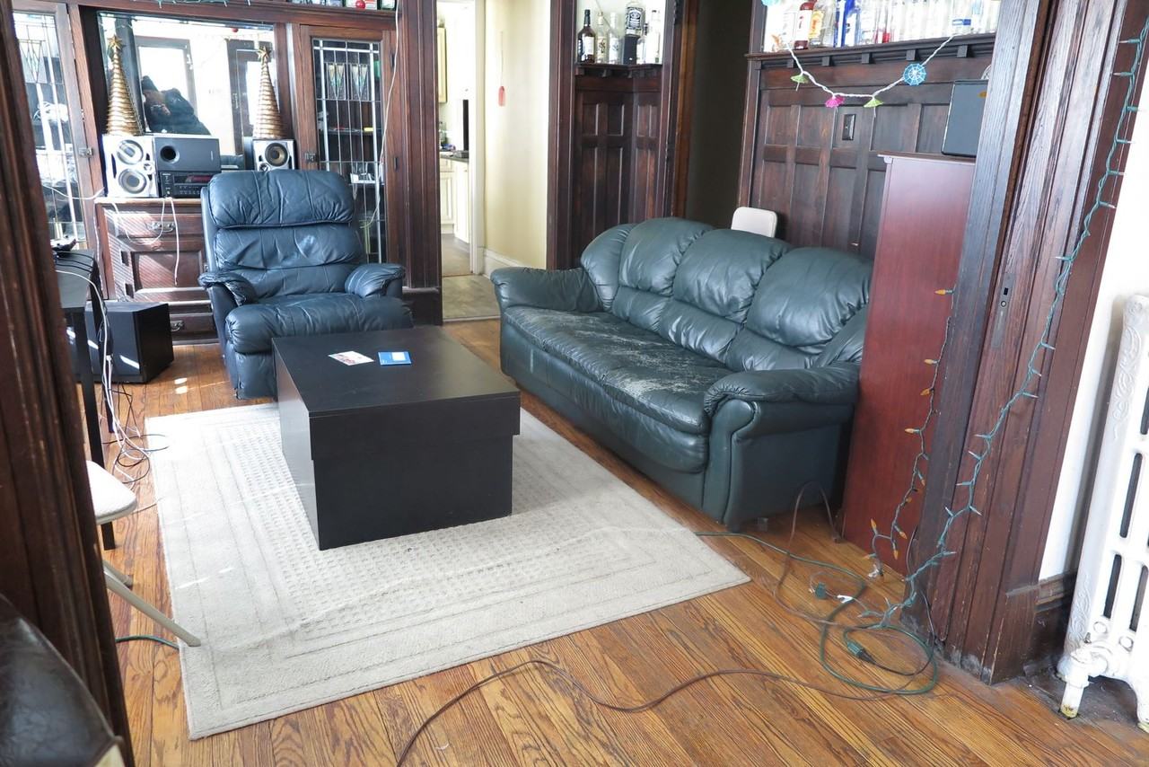 3003 N Maryland Ave - Photo 2 of 25