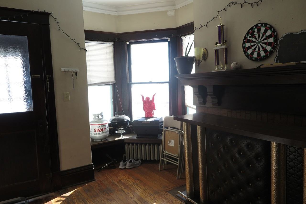 3003 N Maryland Ave - Photo 4 of 25