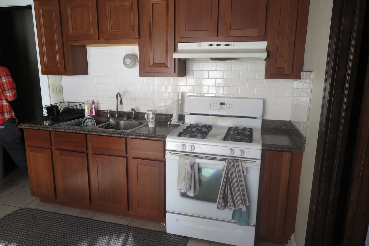 3003 N Maryland Ave - Photo 7 of 25