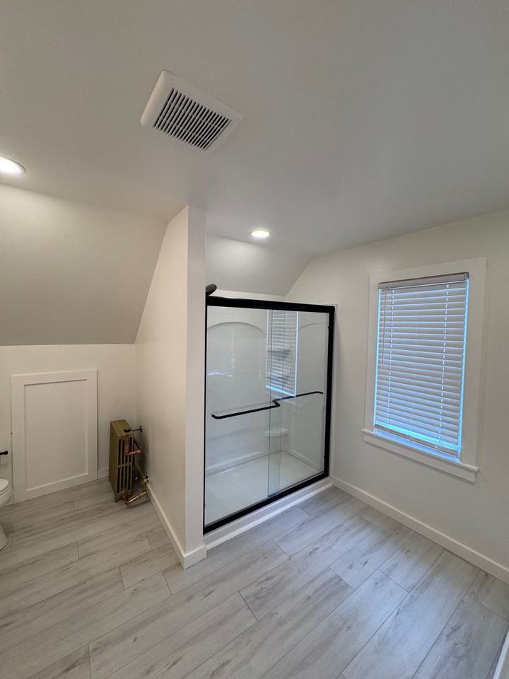 3372A N Downer Ave - Photo 5 of 6