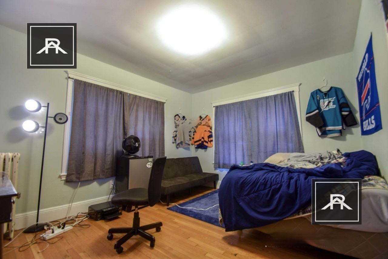 17 Radnor Rd #1 - Photo 4 of 7