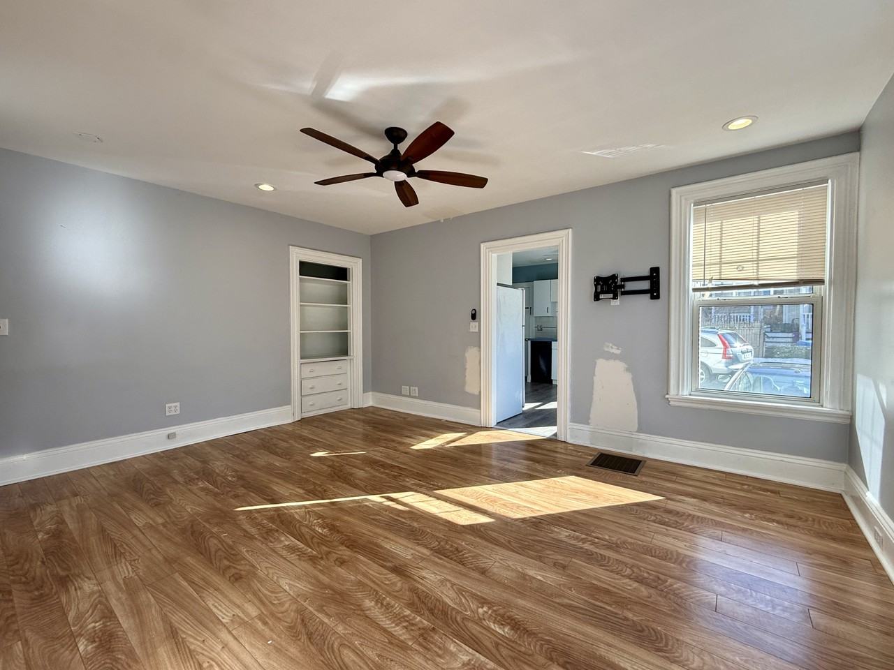 163 Chestnut St #1 - Photo 7 of 9