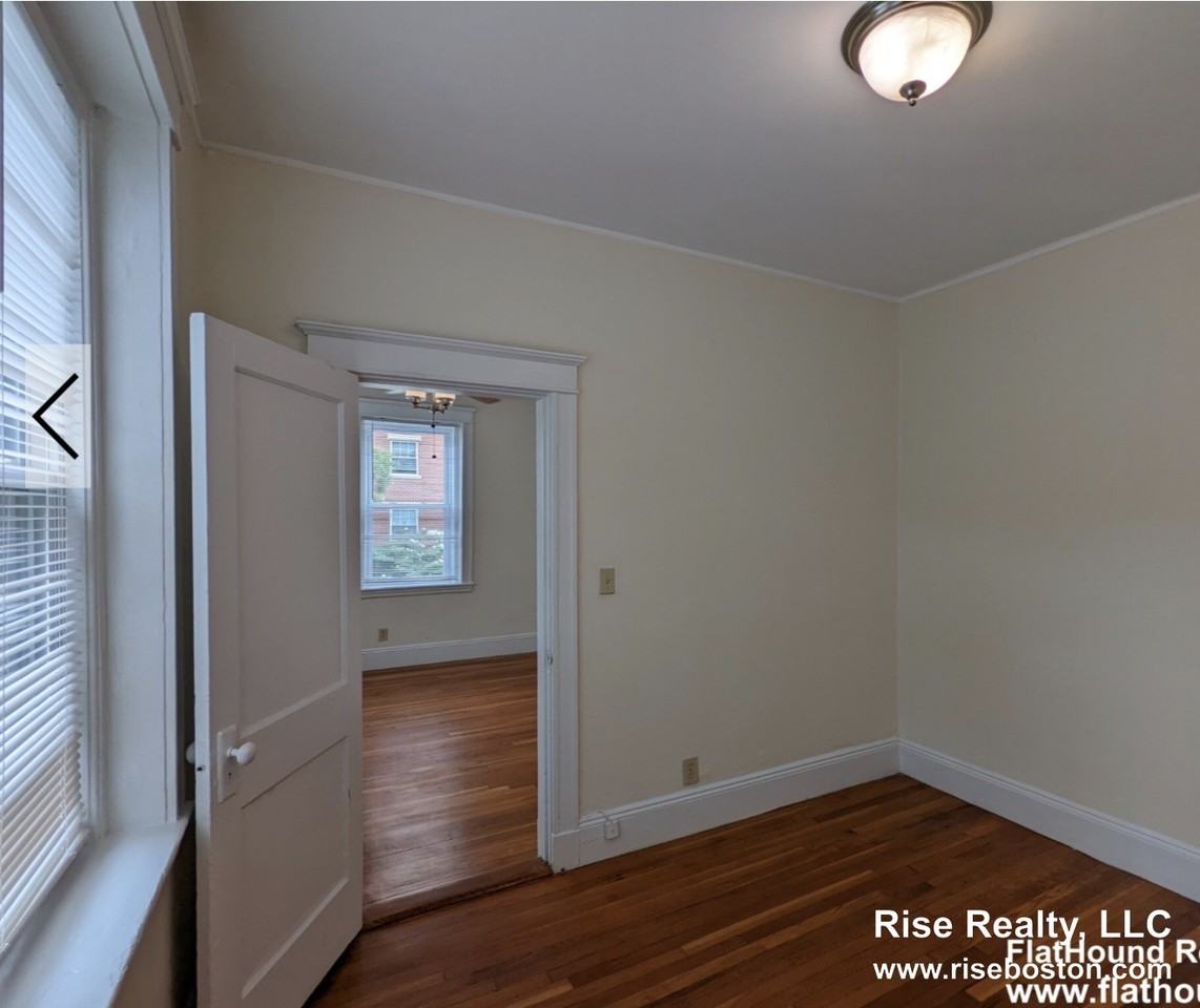 94 Queensberry St #8 - Photo 6 of 8