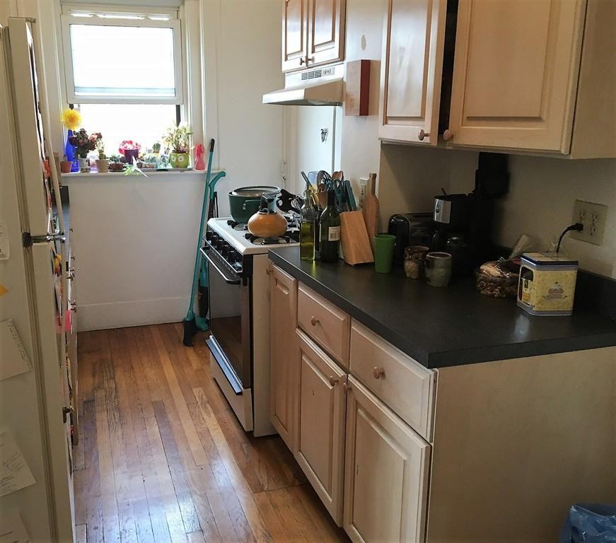Washington St #6 - Photo 3 of 4