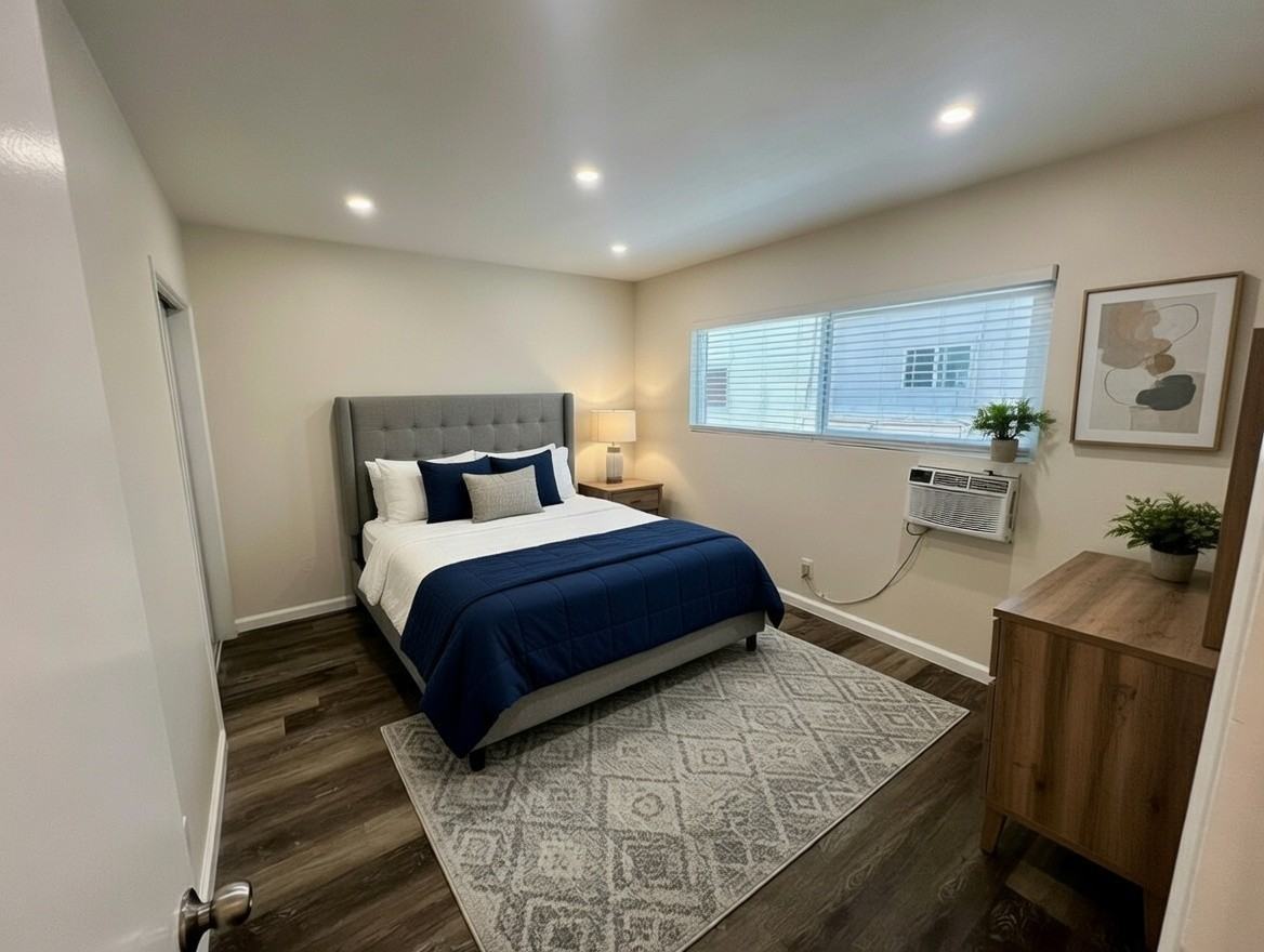 15025 Burbank Blvd #2 - Photo 2 of 8