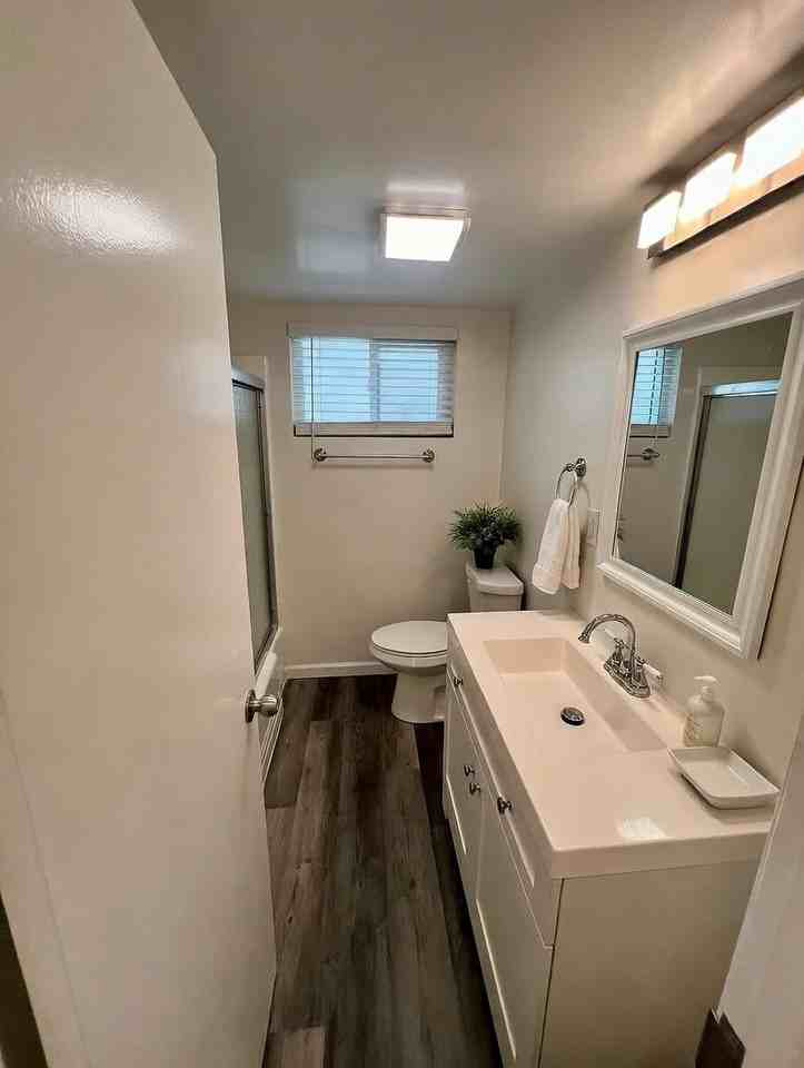 15025 Burbank Blvd #2 - Photo 3 of 8