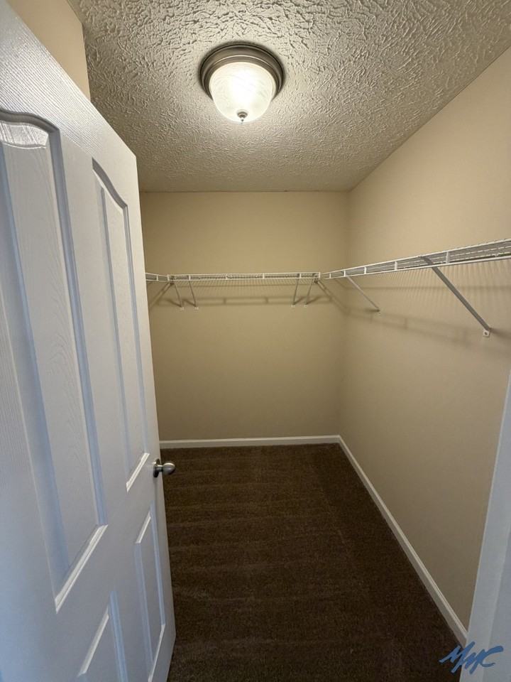 1927 Colyn Ave - Photo 5 of 15