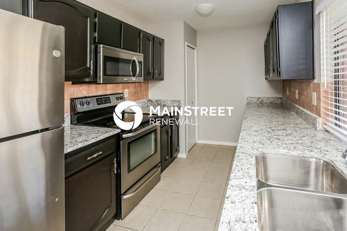 2122 Stockton Trl - Photo 7 of 16