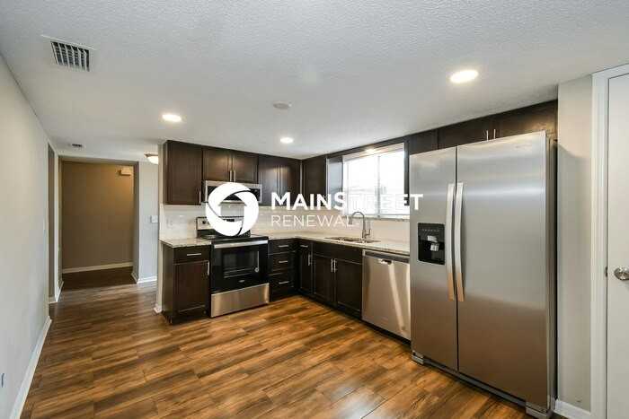 3506 Whalers Way - Photo 6 of 17