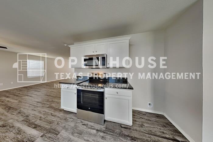 8516 Star Thistle Dr - Photo 6 of 23