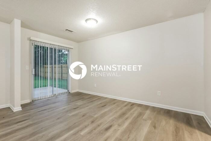 700 Parkway Rd - Photo 6 of 17