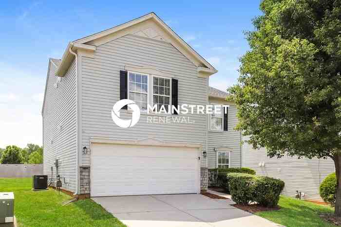 540 Lakewood Glen Ct - Photo 5 of 20