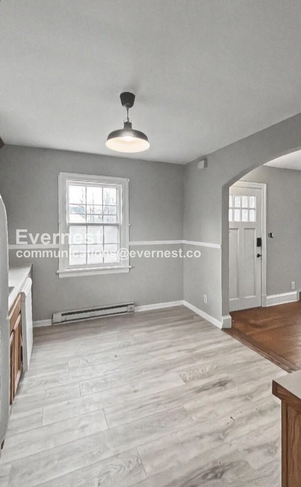 2709 Lafayette Ave - Photo 7 of 20