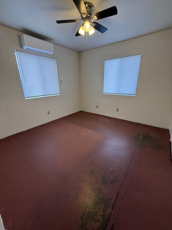 1355 N Columbus Blvd #A - Photo 3 of 12