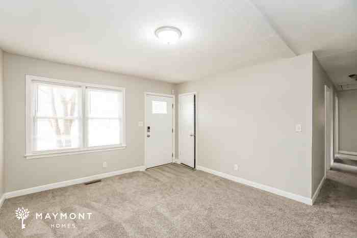 532 Amy Dr - Photo 4 of 17