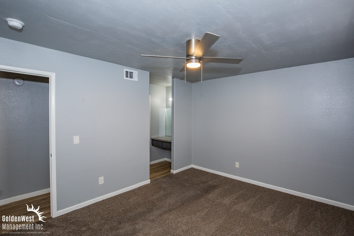 201 Mission Laguna Ln #106 - Photo 6 of 14