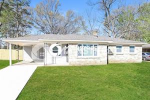 featured image of 3653 Elm Park Rd