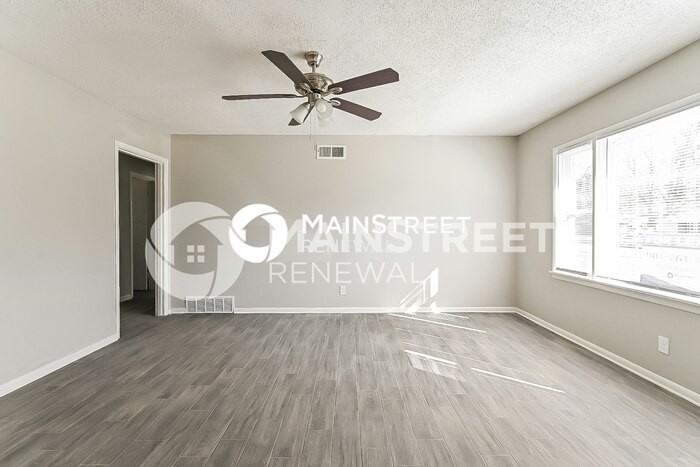 3653 Elm Park Rd - Photo 3 of 16