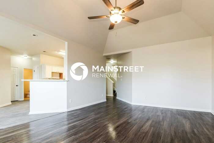 1775 Englehart St - Photo 6 of 17