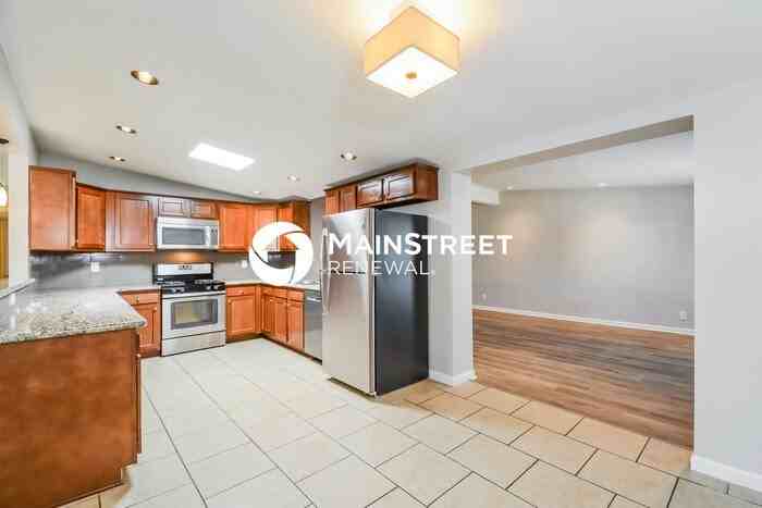 1702 S Avenida Del Sol - Photo 5 of 16