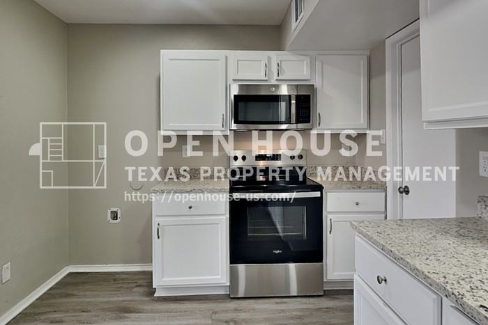 568 Fisher Dr - Photo 5 of 22