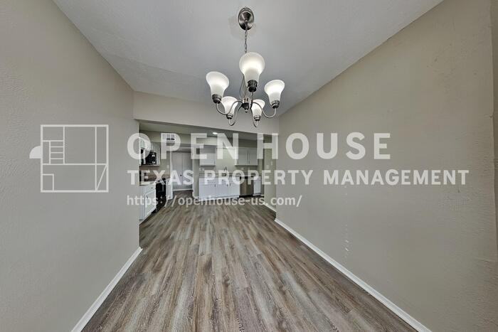 568 Fisher Dr - Photo 6 of 22