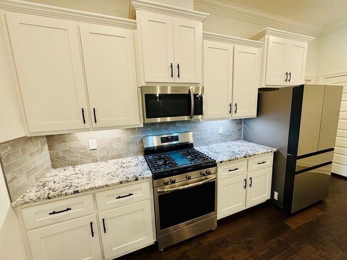 9071 Mountain Preserve Blvd Se - Photo 7 of 37