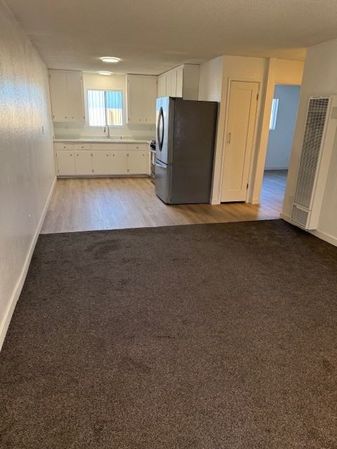 364 7th St #B - Photo 2 of 10