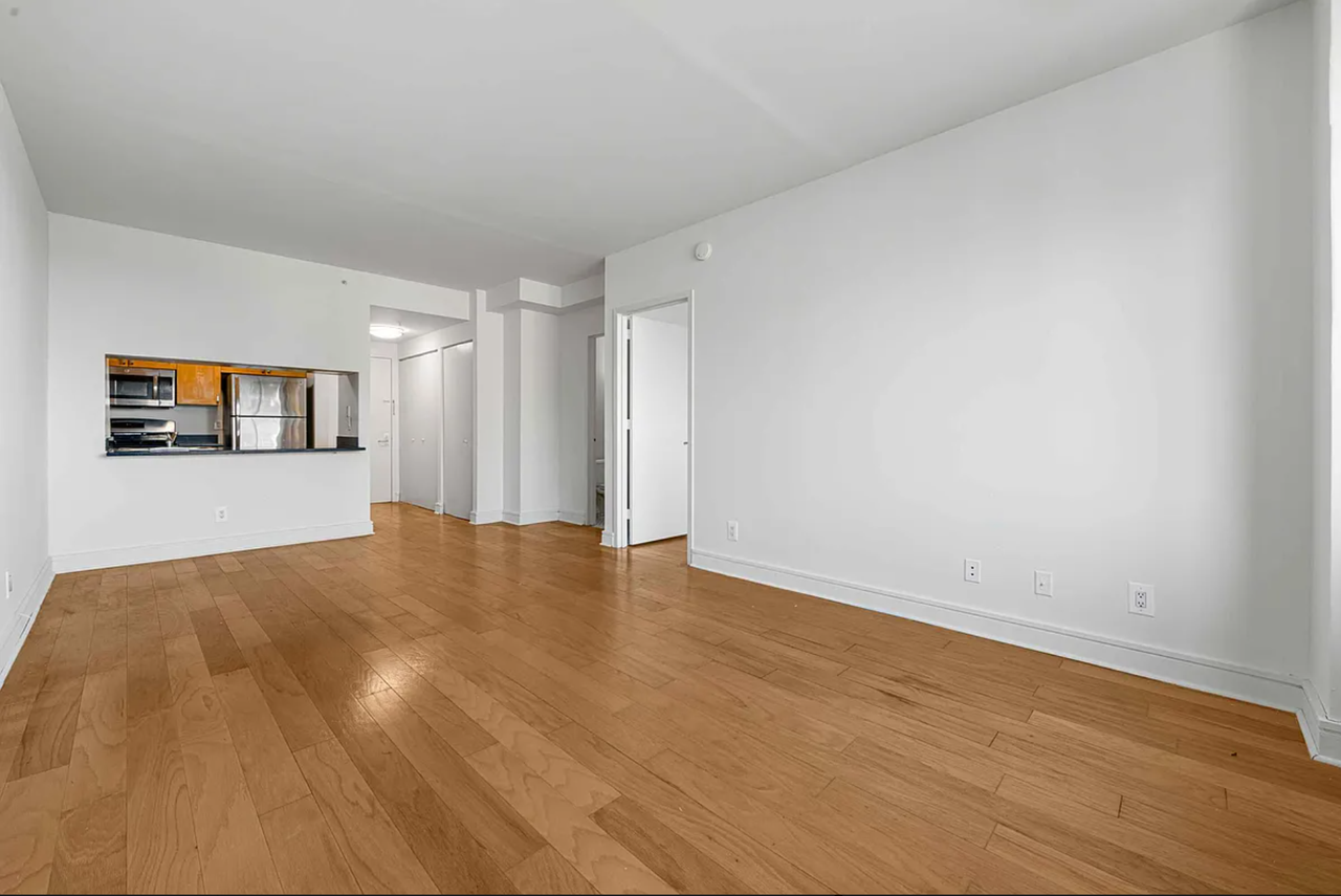 W 96th St & West End Ave #308 - Photo 4 of 14