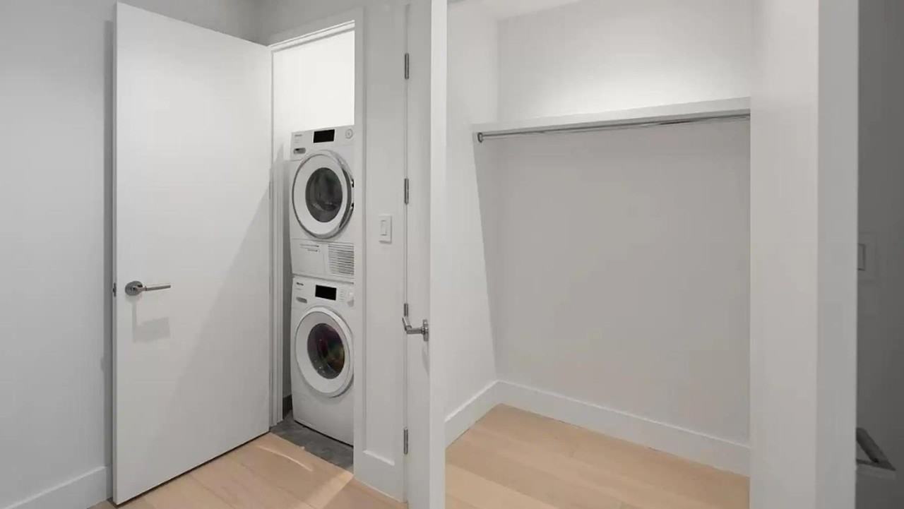 Delancey St #3C - Photo 4 of 7