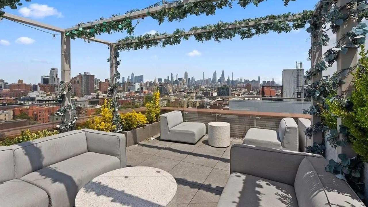 Delancey St #3C - Photo 5 of 7