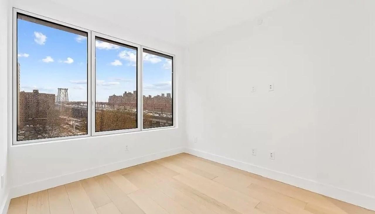 Delancey St #7B - Photo 5 of 11