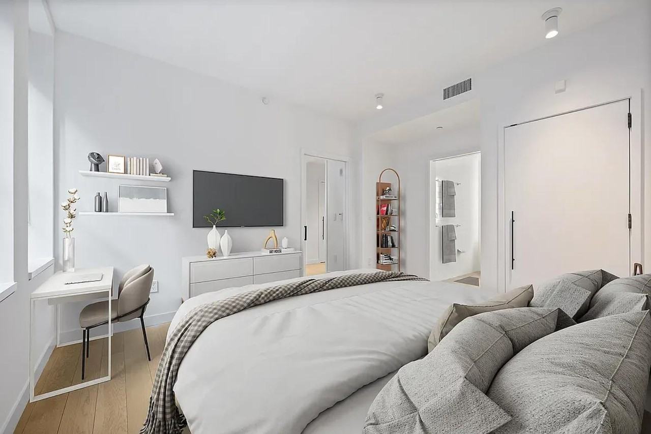 William St #1802 - Photo 3 of 9