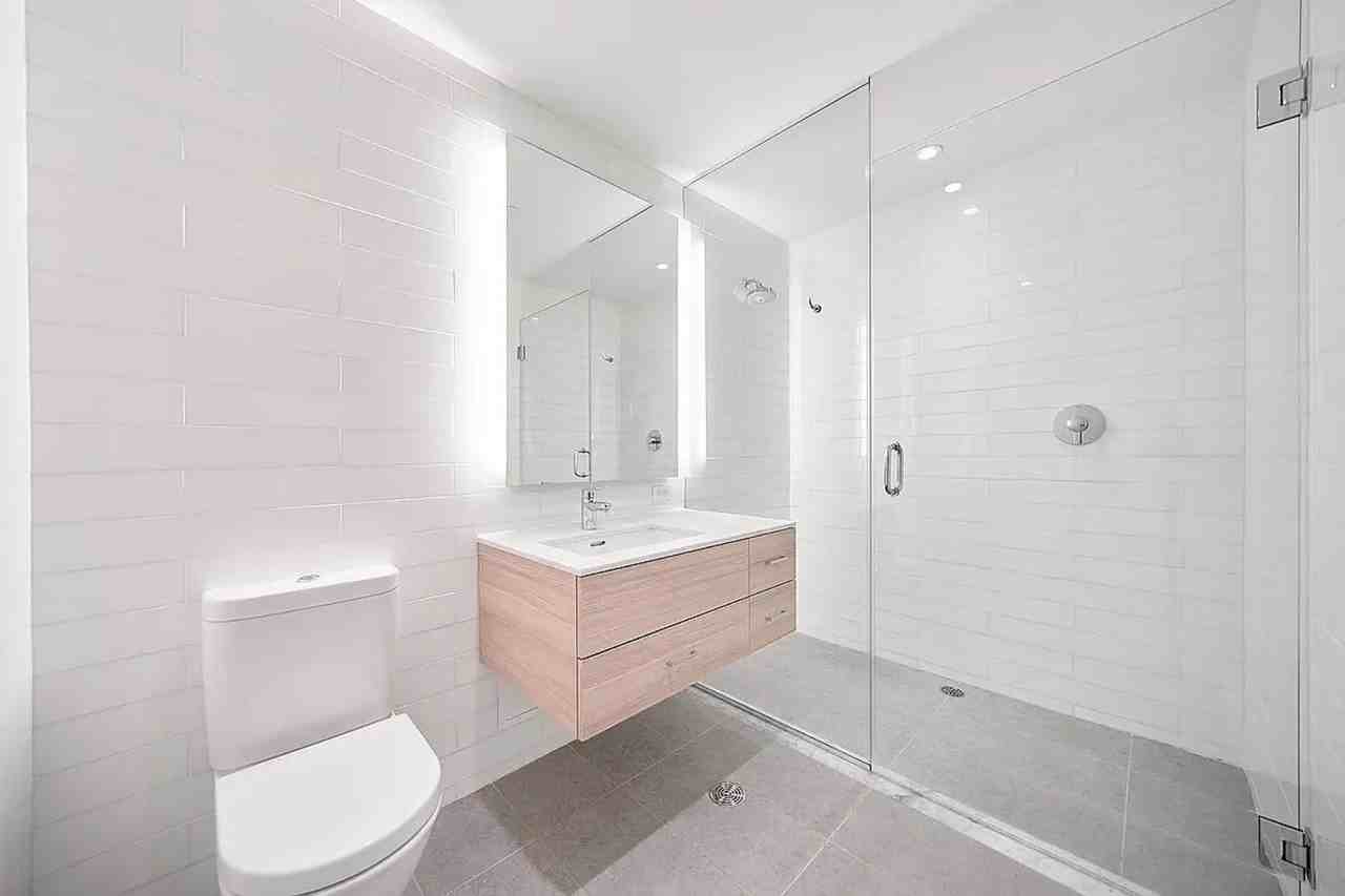 William St #1802 - Photo 5 of 9