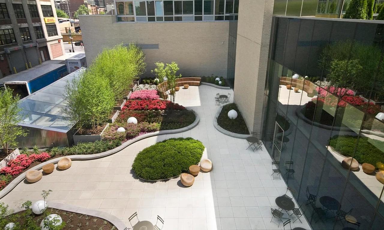 W 37th St #10G - Photo 4 of 7