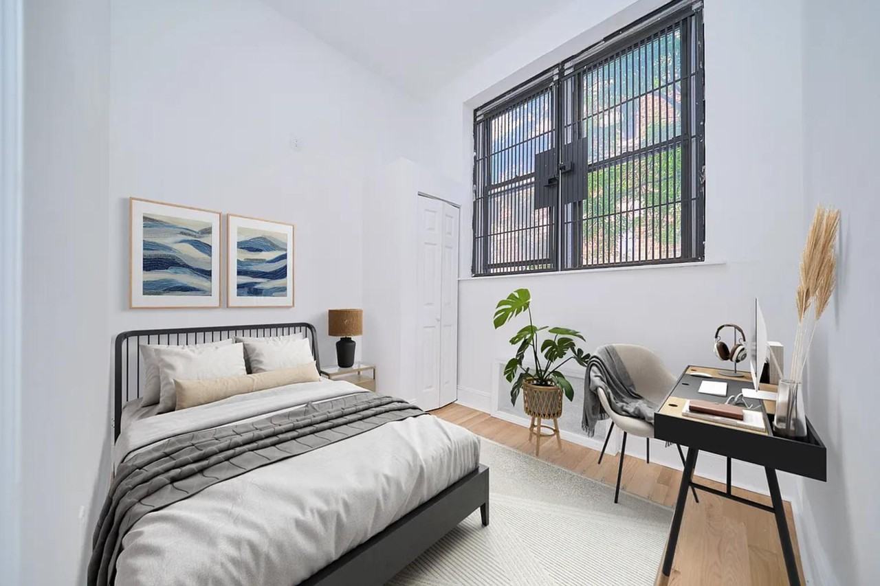 Norfolk St #4B - Photo 4 of 7