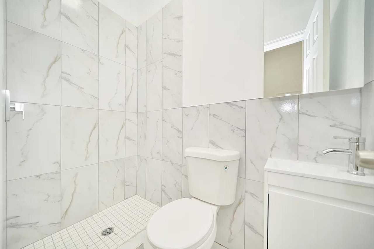 Norfolk St #4B - Photo 5 of 7