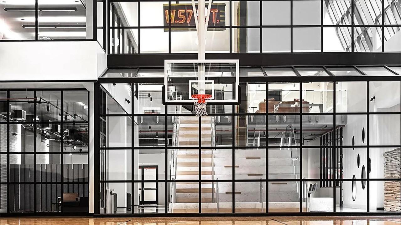 W 57th St #808 - Photo 7 of 8