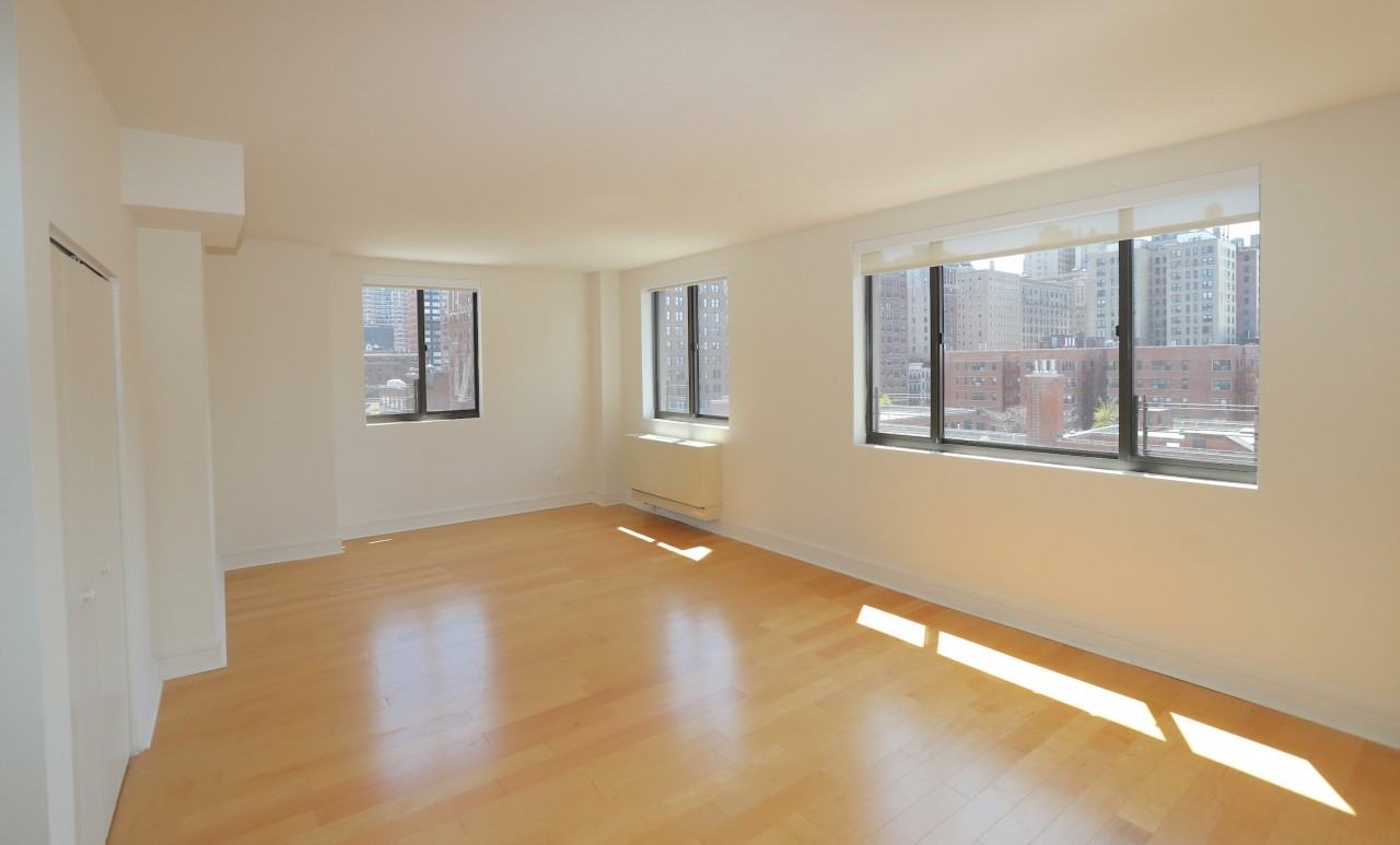 W 96th St & West End Ave #209 - Photo 4 of 8