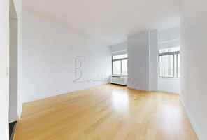 featured image of 90 Washington St #20R