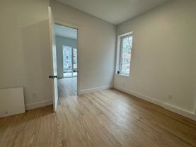 379 Hawthorne St #1A - Photo 1 of 1