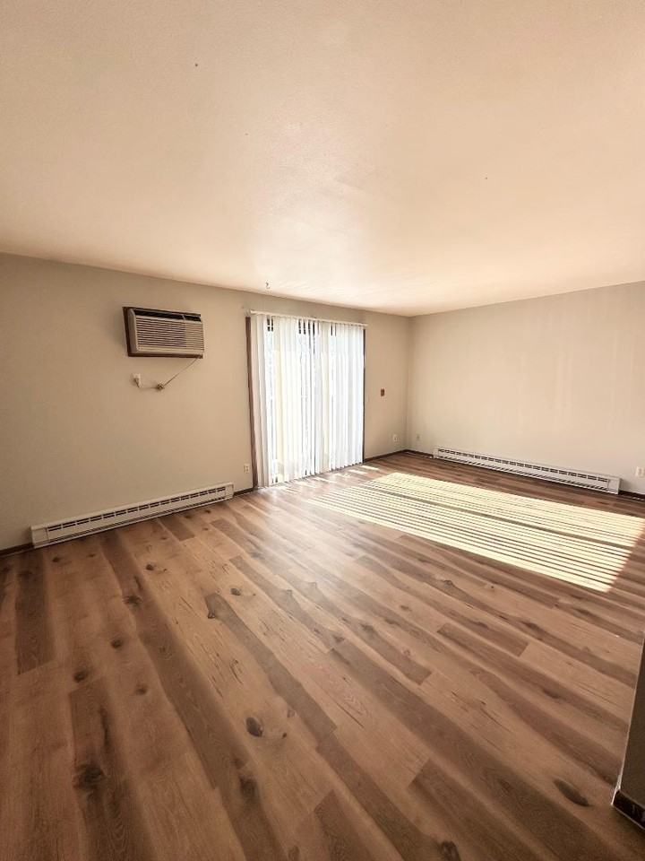 4318 Nakoosa Trail - Photo 2 of 10